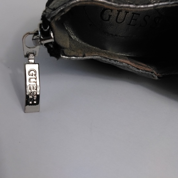 Guess Black faux suede & silver platform heel 7.5 - Picture 2 of 8